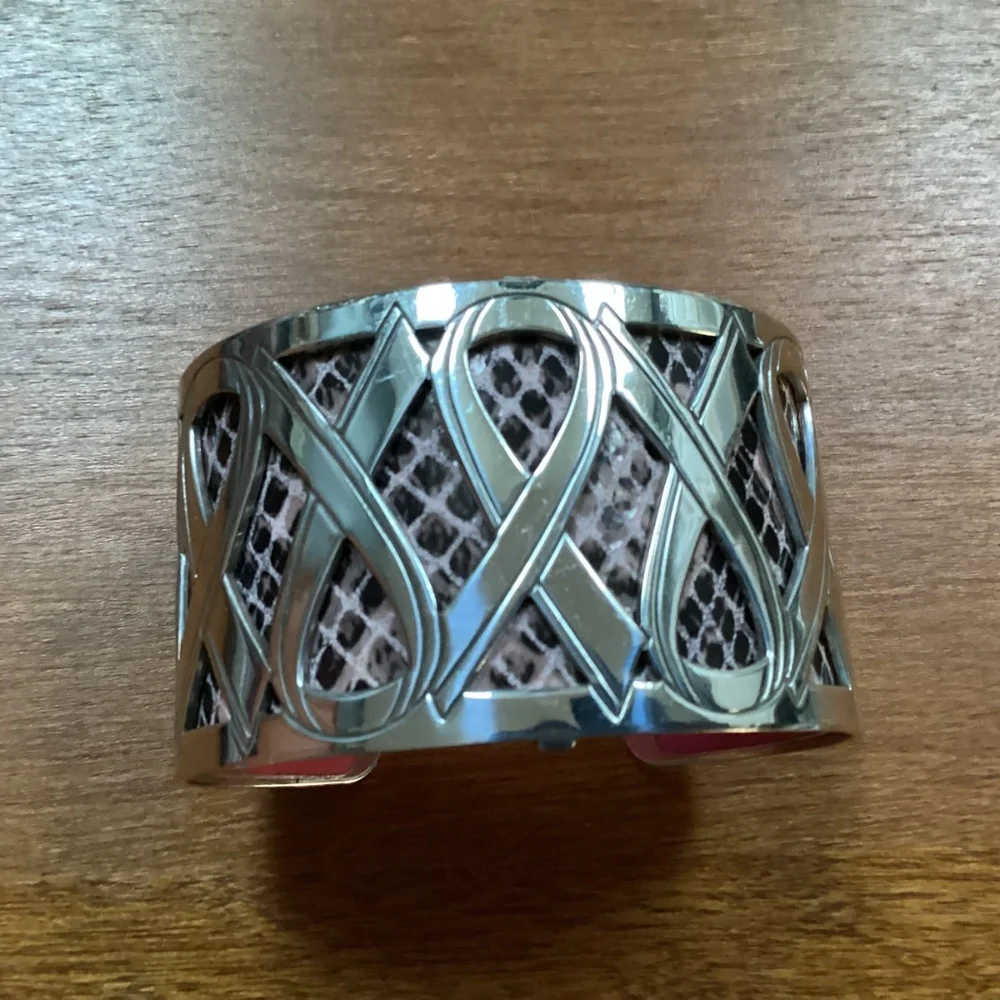 Brighton Silver-tone Bangle Bracelet Weighs 51 g
